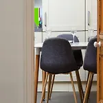 Clifton Spacious 3 Bed & Parking - Simplycheckin דירה