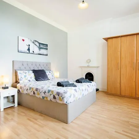 Apartment Clifton Spacious 3 Bed & Parking - Simplycheckin Bristol