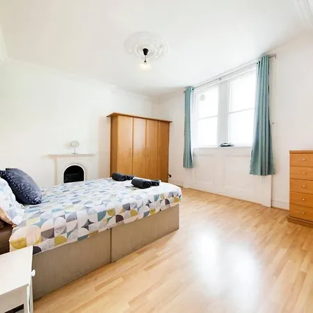 Appartamento Clifton Spacious 3 Bed & Parking - Simplycheckin
