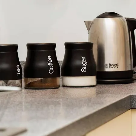 Apartmán Clifton Spacious 3 Bed & Parking - Simplycheckin