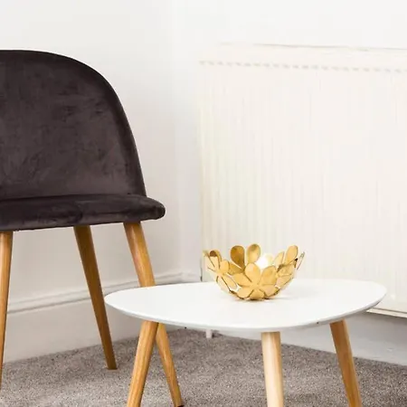 Apartment Clifton Spacious 3 Bed & Parking - Simplycheckin