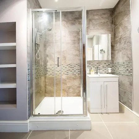 Apartmán Clifton Spacious 3 Bed & Parking - Simplycheckin Bristol